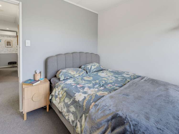 75 Lindsay street Marchwiel_13