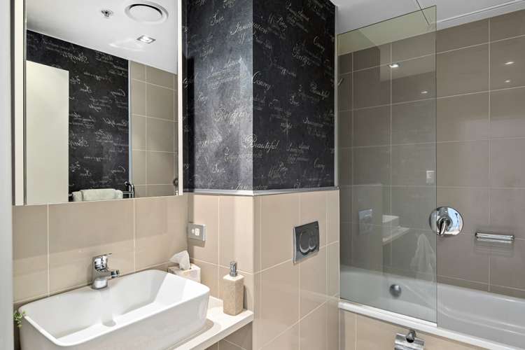 4b/20 Market Place Auckland Central_15