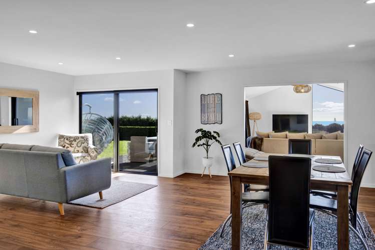 1351 South Road Kaitake_12