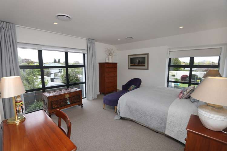 99 Oak Grove Ashburton_11