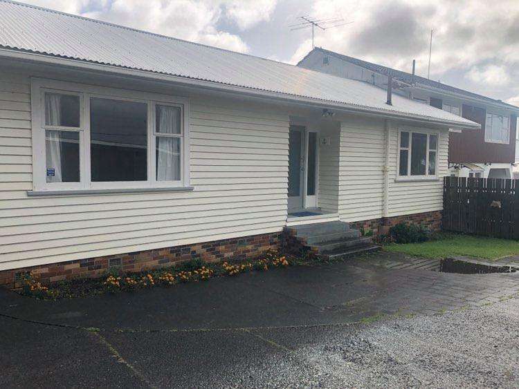 2/8 Coronation Road_0