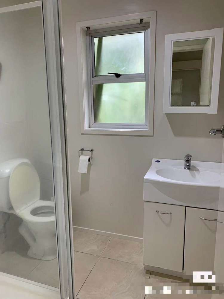 1/8 Knightsbridge Drive Forrest Hill_7
