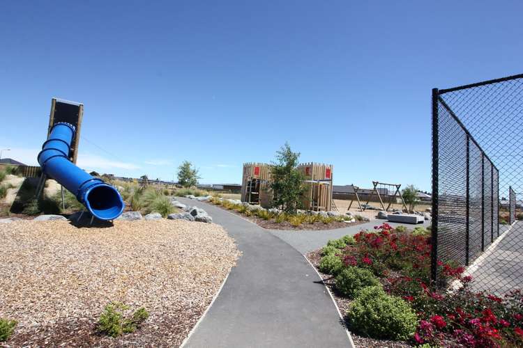 18 Silver Peaks Drive West Melton_7