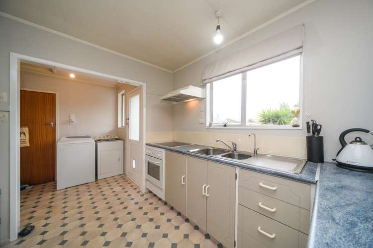 29 Ferndale Place Feilding_8