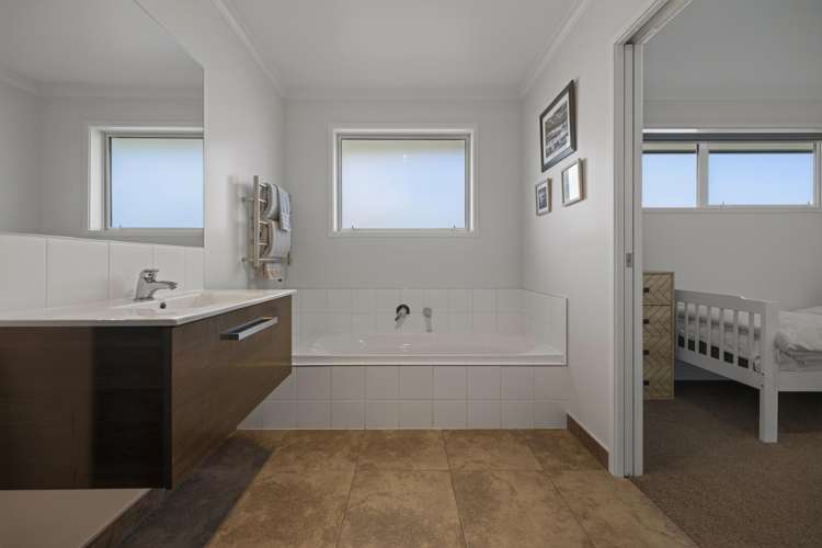 26 Woodstock Road Lower Shotover_13