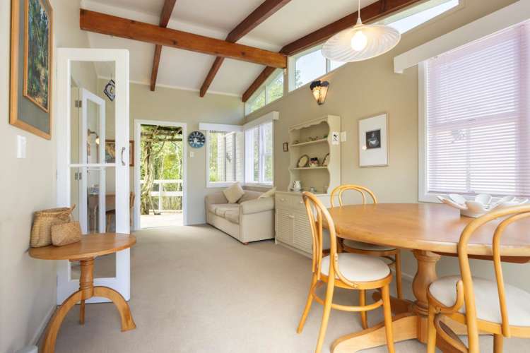 36 South Lynn Road Titirangi_6