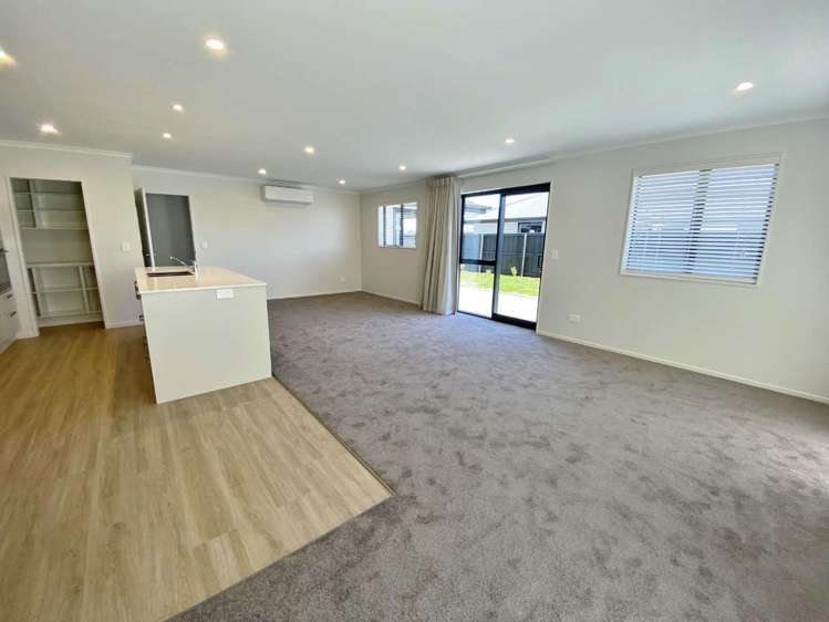 7 Newbury Lane Casebrook_7