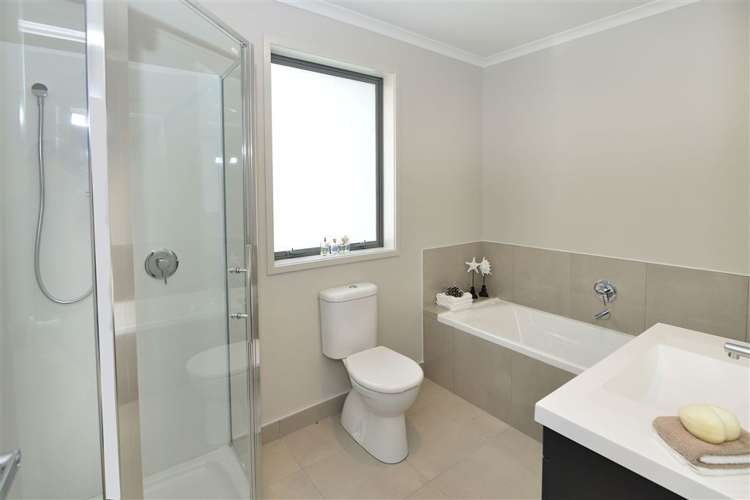 41 Crabb Fields Lane Riverhead_20