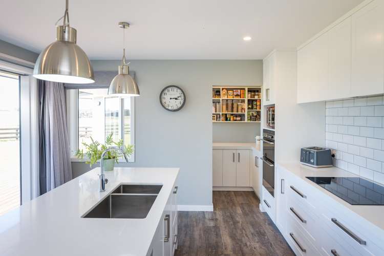 467 Lees Road Feilding_10