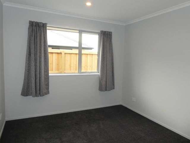 18 Northmoor Boulevard Rolleston_1