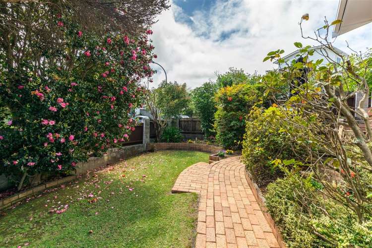 22 Segedin Place Glenfield_11