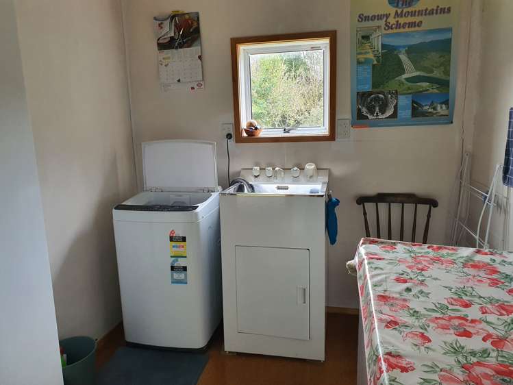 70 Russell Road Kaniere_23