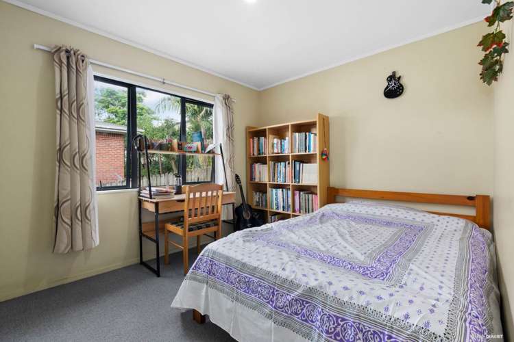 16a Mcleod Road Henderson_9