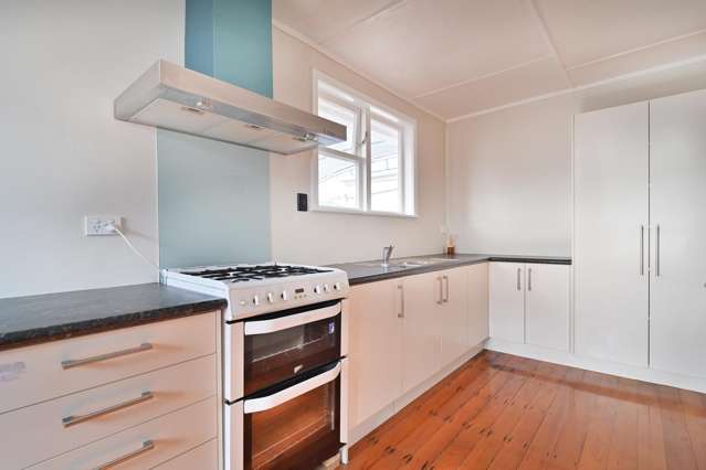 407 Montgomery Street Raureka_1