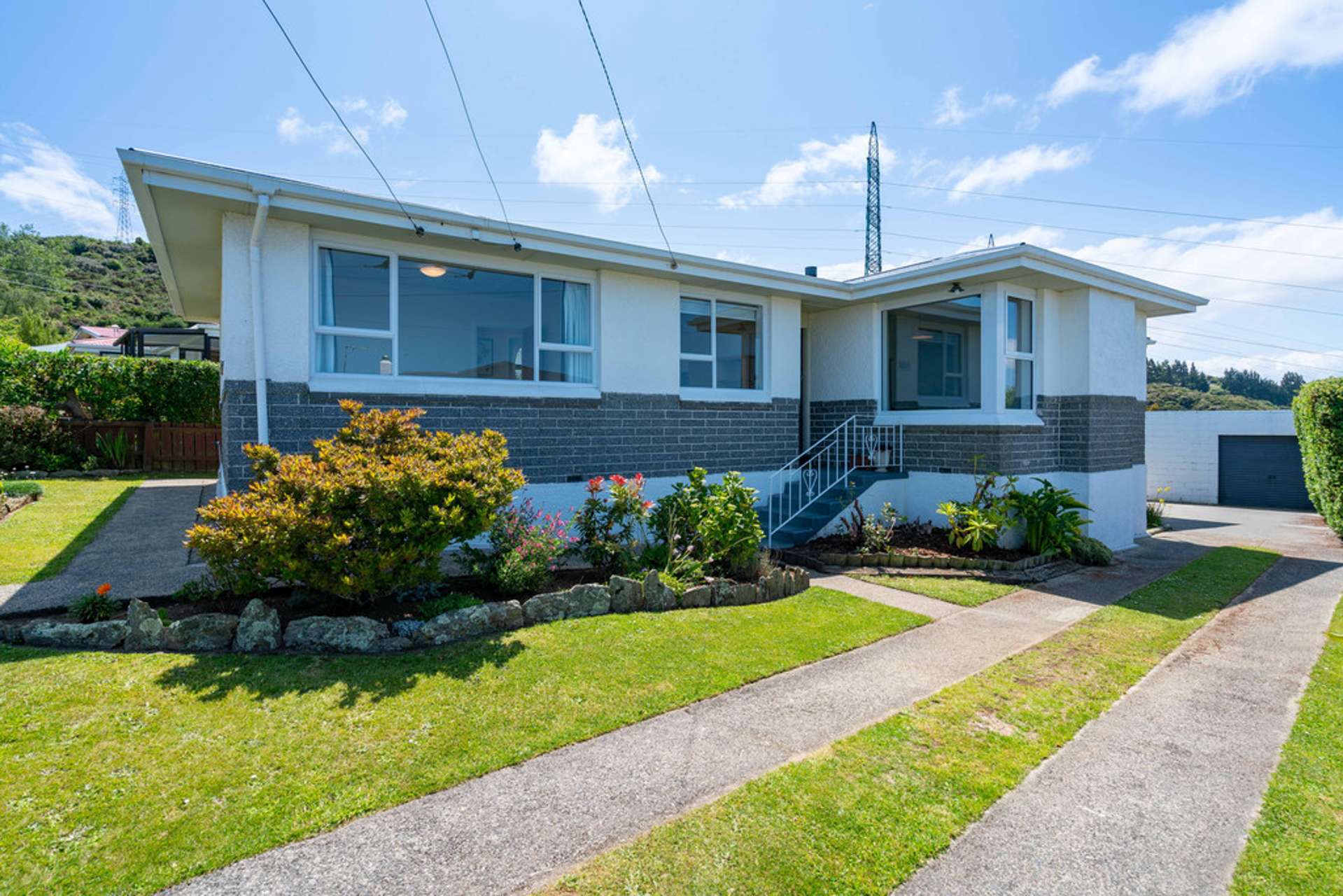 43 Stephen Street Halfway Bush Dunedin City Houses for Sale One