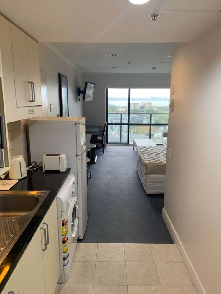 502 9/17 Byron Avenue Takapuna_3