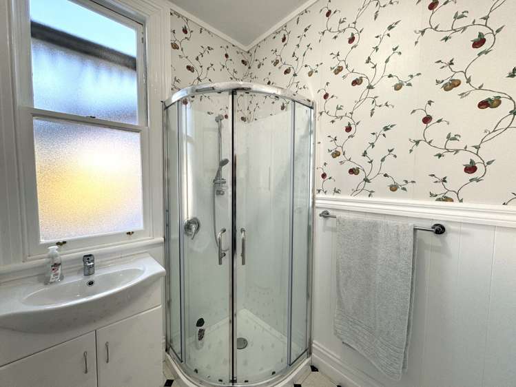 74 Eddystone Street Kaitangata_21