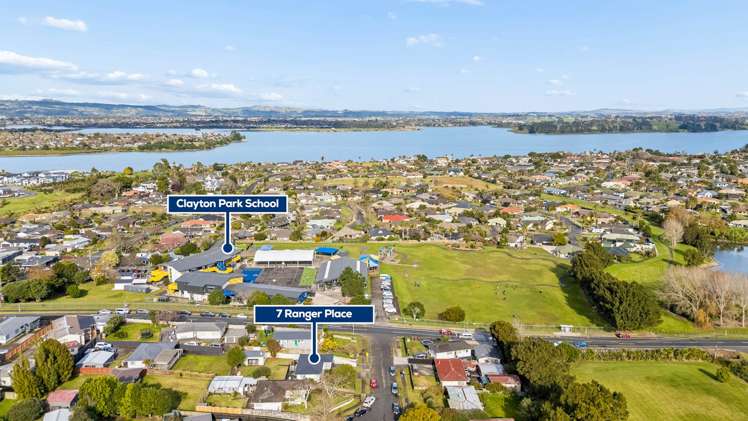 7 Ranger Place Wattle Downs_17