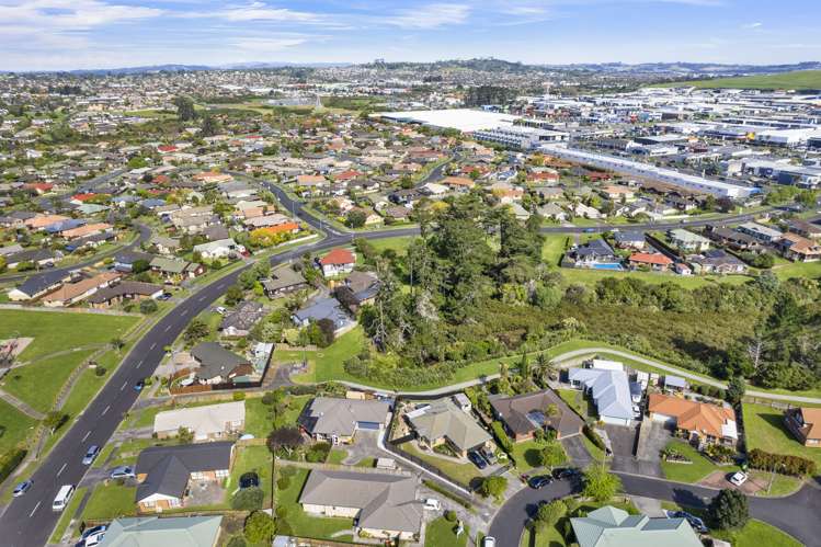 10 Lutana Place Pakuranga Heights_29