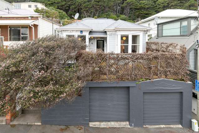 81 Austin Street Mount Victoria_1