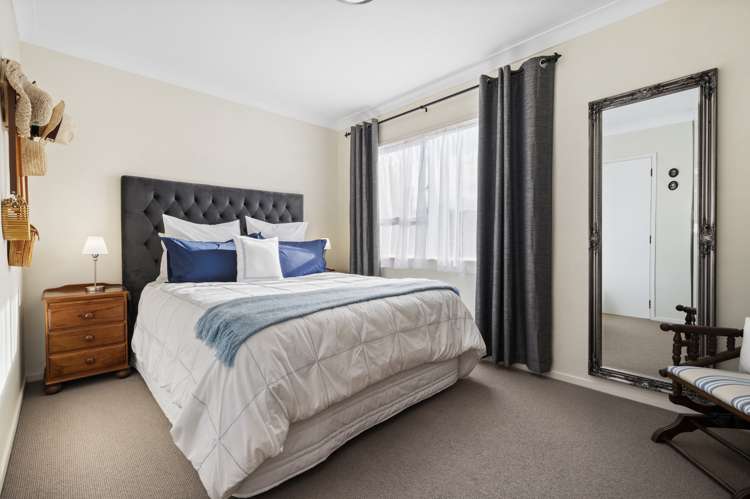 23 Whiteacres Drive Sunnyhills_13