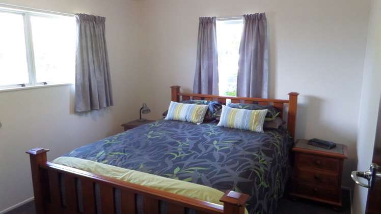 42 Woodward Street Featherston_14