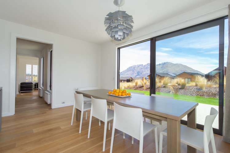 4 Hovingham Court Jacks Point_16