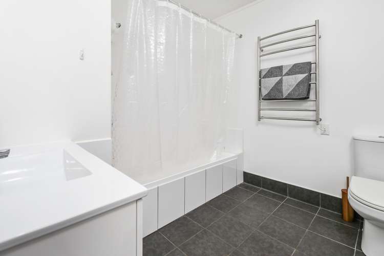 50 Monteith Crescent Remuera_16