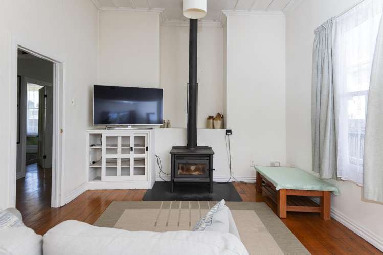 13 Herbert Road Te Hapara_3