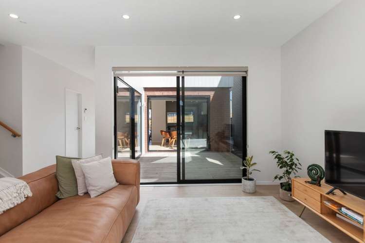 32 Artemis Way Flat Bush_2