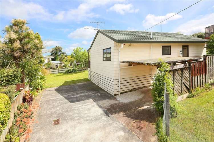 2/70 Mcleod Road Te Atatu South_18