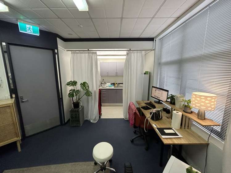 18-26 Bower Street Napier Central_5