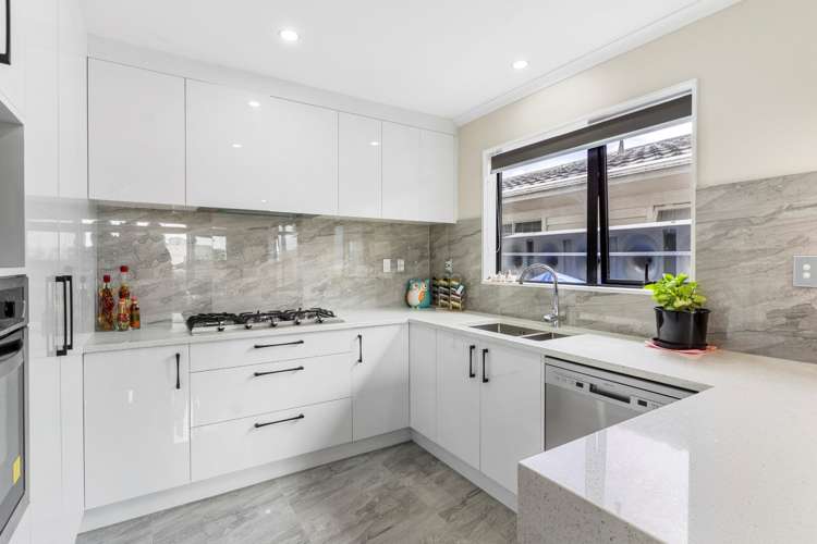 41 Scotts Road_3