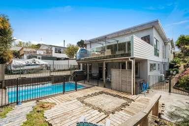 1257 Whangaparaoa Road_3