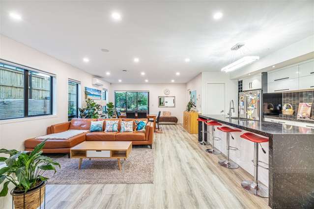 216C Metcalfe  Road Ranui_4