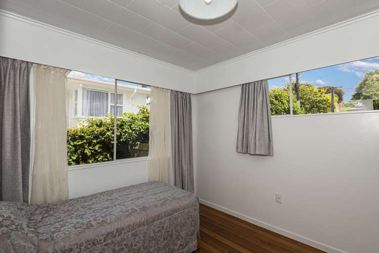 5 Clotworthy Crescent Onerahi_11