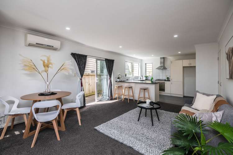 198a Helston Road Paparangi_0