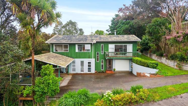 37 Haseler Crescent Mellons Bay_23