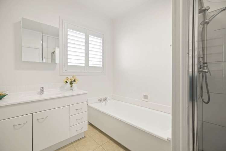 2/36 Clonbern Road Remuera_7