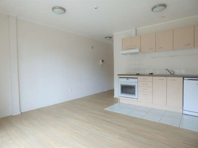 63/146 Fanshawe Street 10015_4