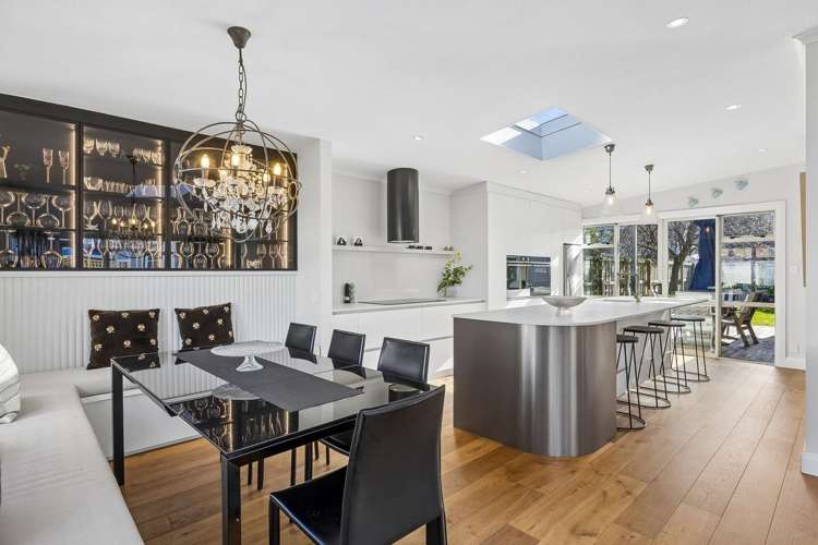 17 Sandringham Street Saint Clair_1