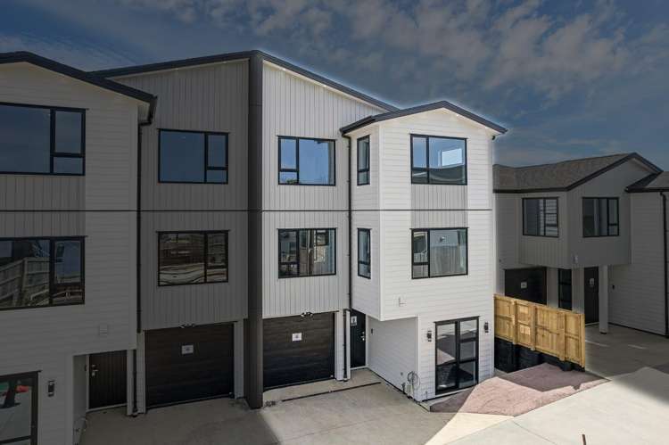 26B Russell Road 10686_10