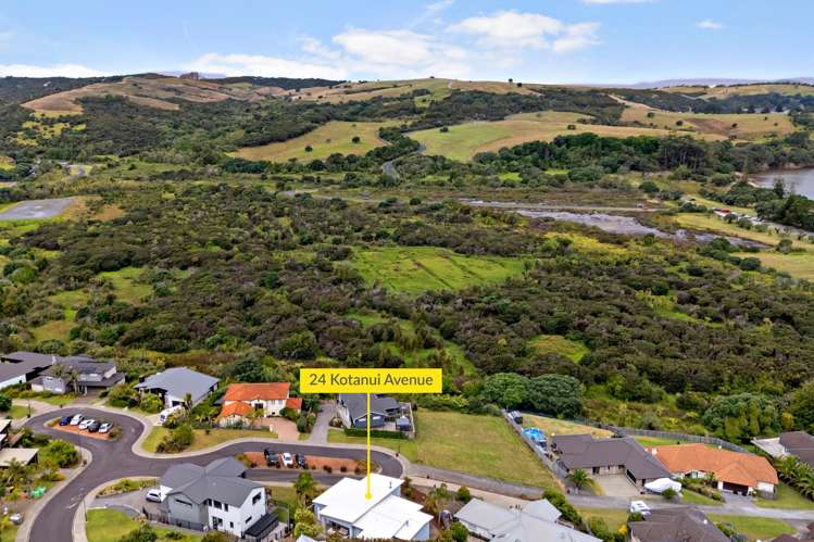 24 Kotanui Avenue Army Bay_17