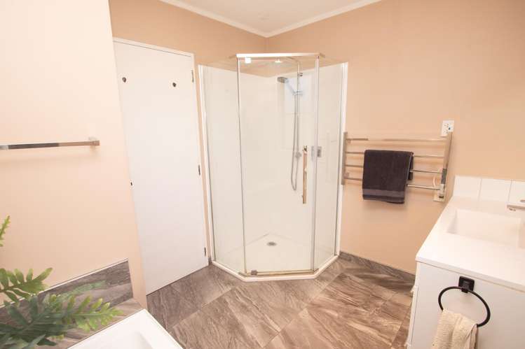 16 Mcgrath Road Elgin_20