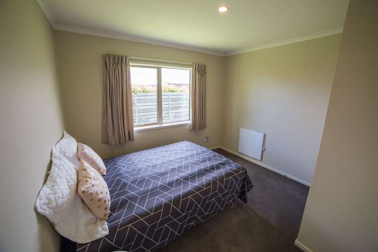 19 Broughton Place Te Anau_11