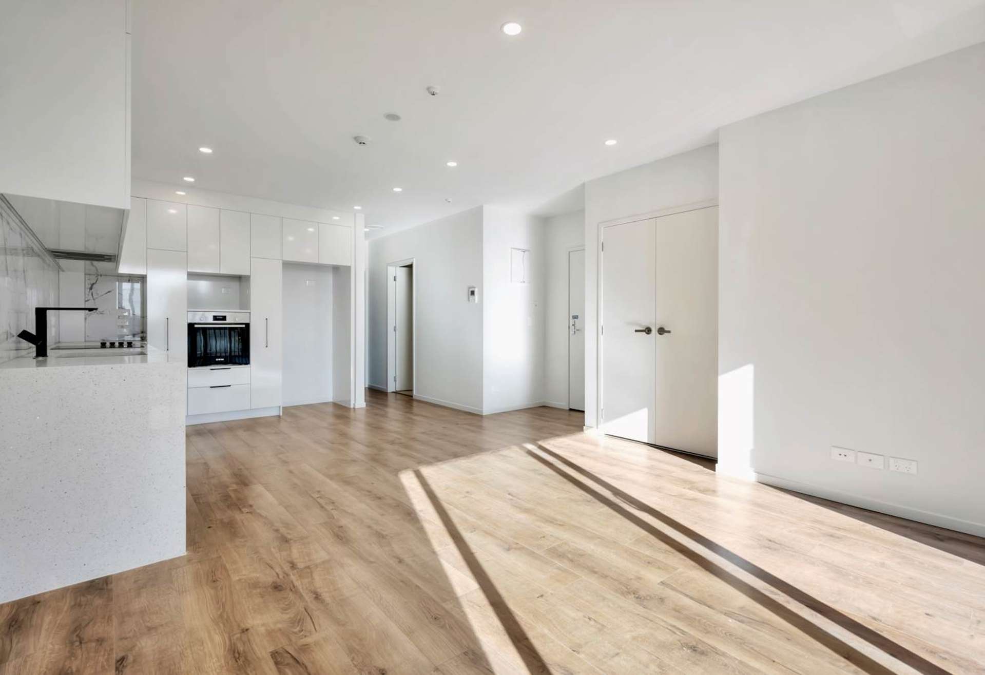 G04/1a Kings Road Mount Roskill_0