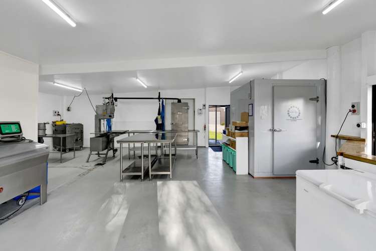 37 Warwick Road Stratford_25