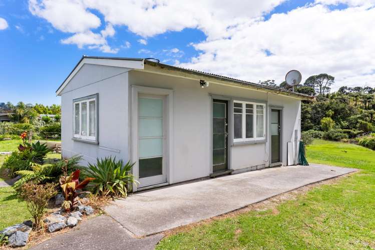 15 Bethells Road Waitakere_23