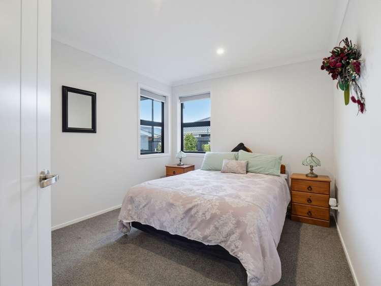 37 Daniel Place Kelvin Grove_15
