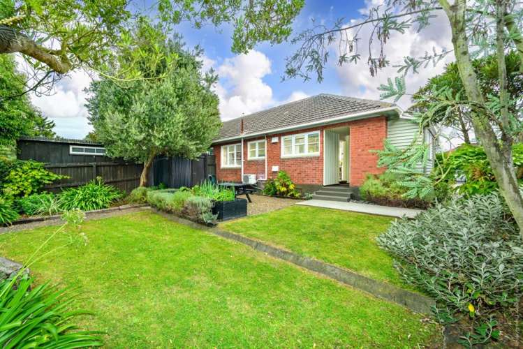 12 Kitchener Place Opawa_1